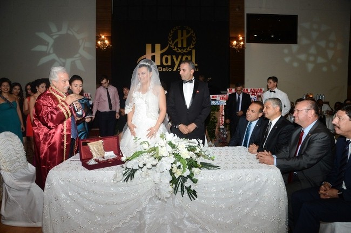 Genç Çifte 80 Yıl Mutluluk Formülü