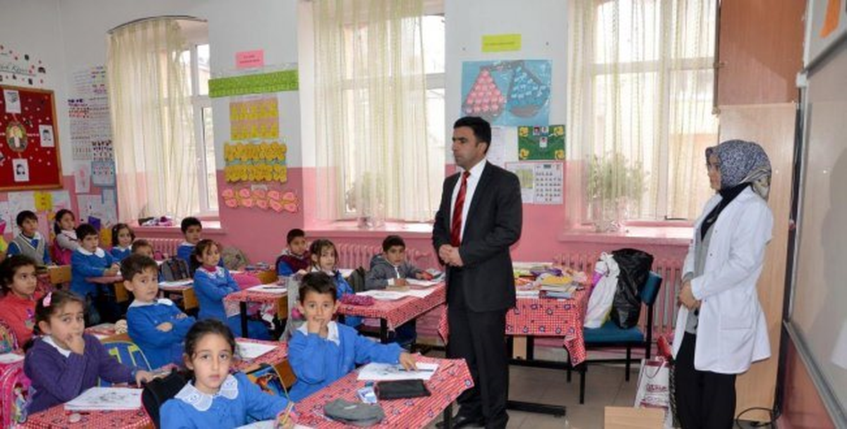 Harçlıklarıyla Lösemili Çocuklara Destek Oldular