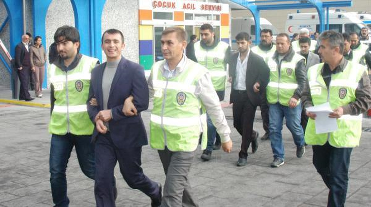 Hırsızlık Şebekesinden 100 Bin Liralık Vurgun