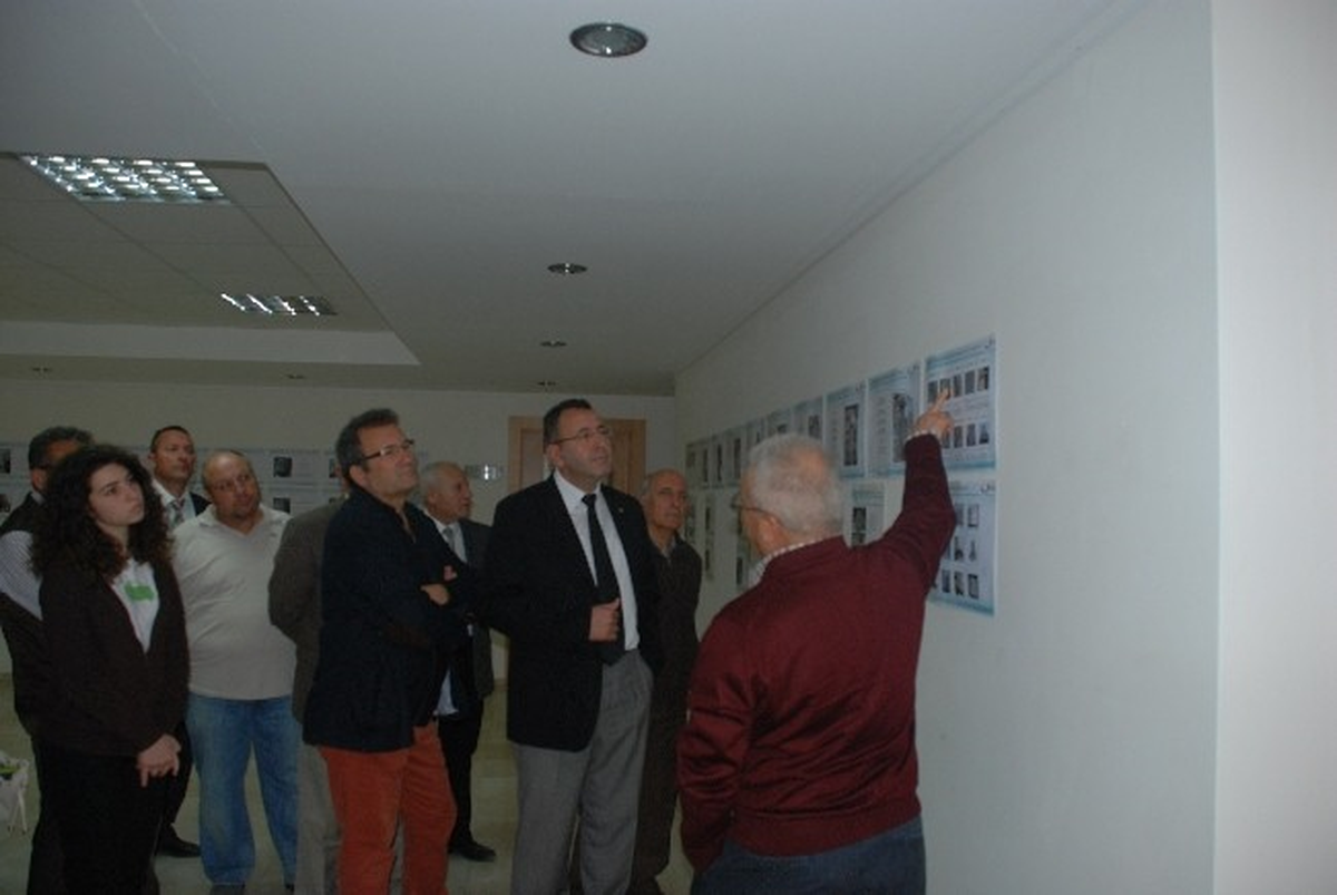 Kuşadası\'da Osmanlı Mezar Taşları Sergisi Açıldı