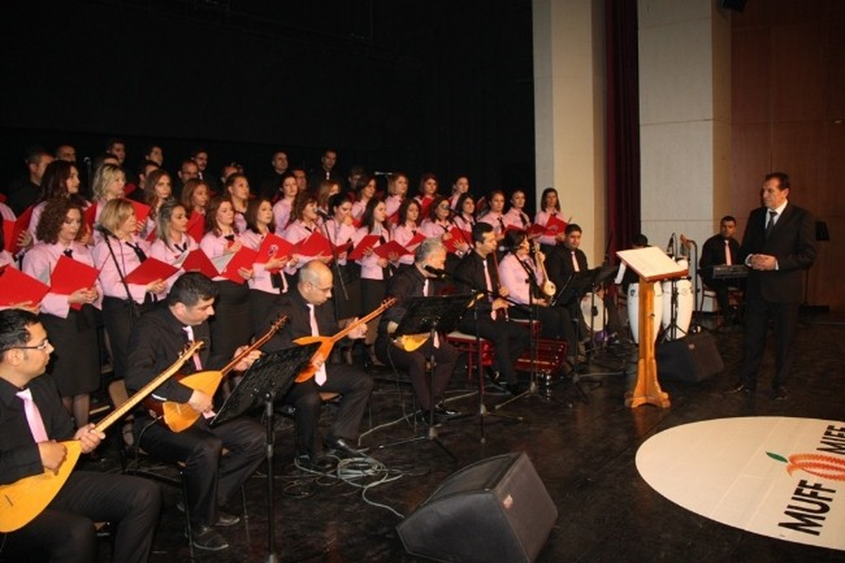 Öğretmenler Korosundan Konser