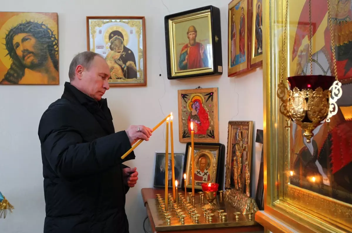 Rusya Devlet Başkanı Putin, Papa Franciscus İle Görüştü