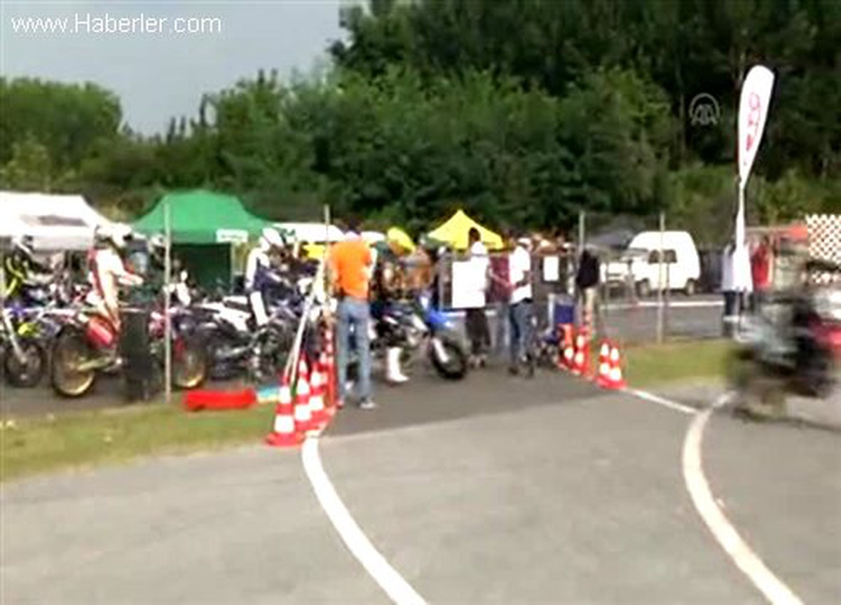 Şampiyon, motor sporlarını bırakmayacak