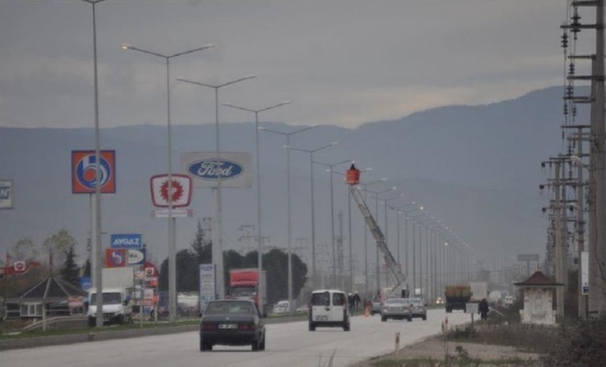 SEDAŞ Düzce\'de Aydınlatma Çalışmalarını Aralıksız Sürdürüyor