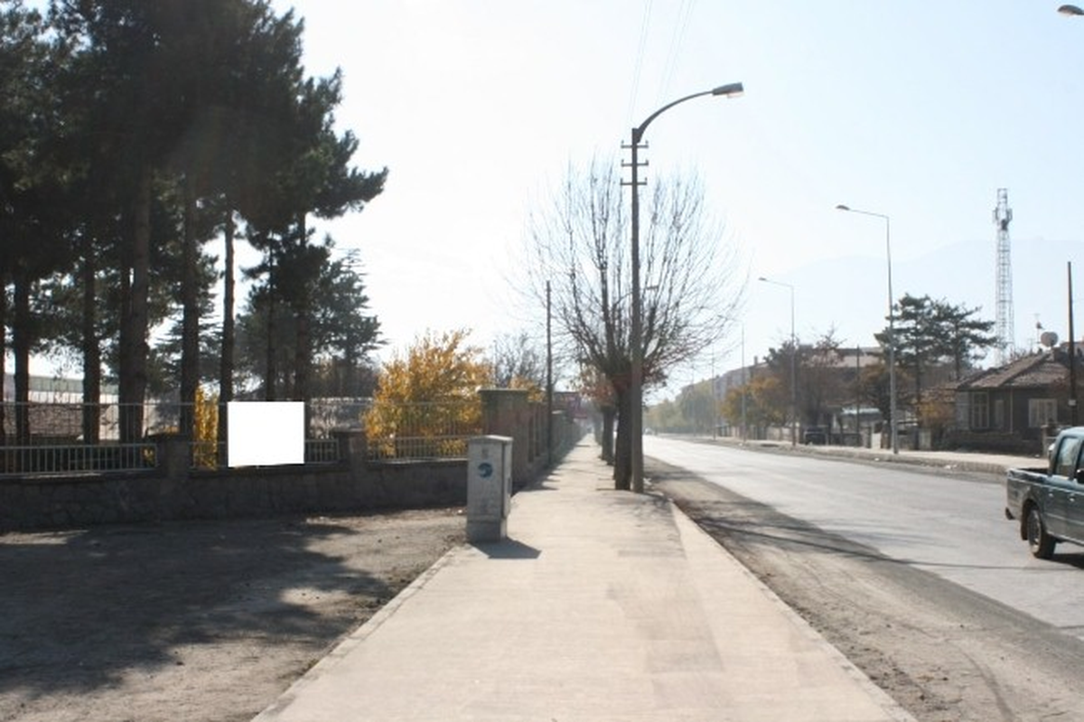 Erzincan\'da Sümerbank Caddesi Çalışmaları Tamamlandı