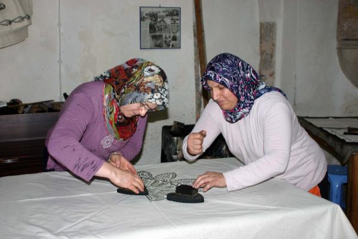Tarihi Hamamda Taş Baskı Üretimi