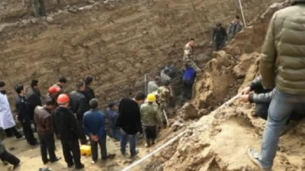 Toprak Altına Gömülen İşçi Böyle Kurtarıldı