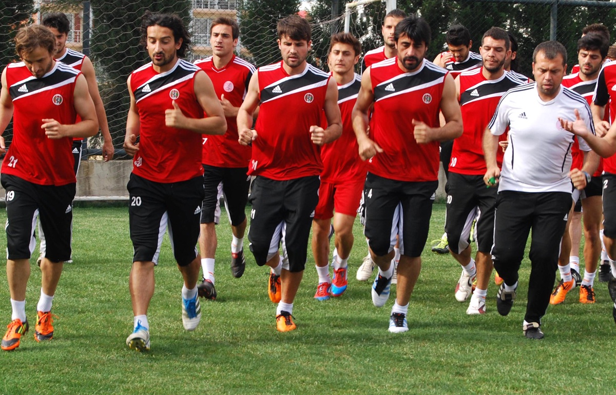 Turgutluspor\'da Beraberlik Keyifleri Kaçırdı