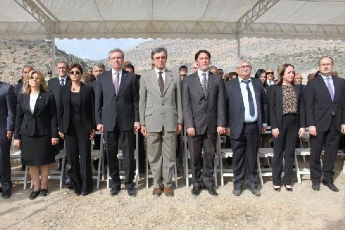Türkiye İş Bankası 82\'nci Ormanını Kuzey Kıbrıs\'a Kurdu