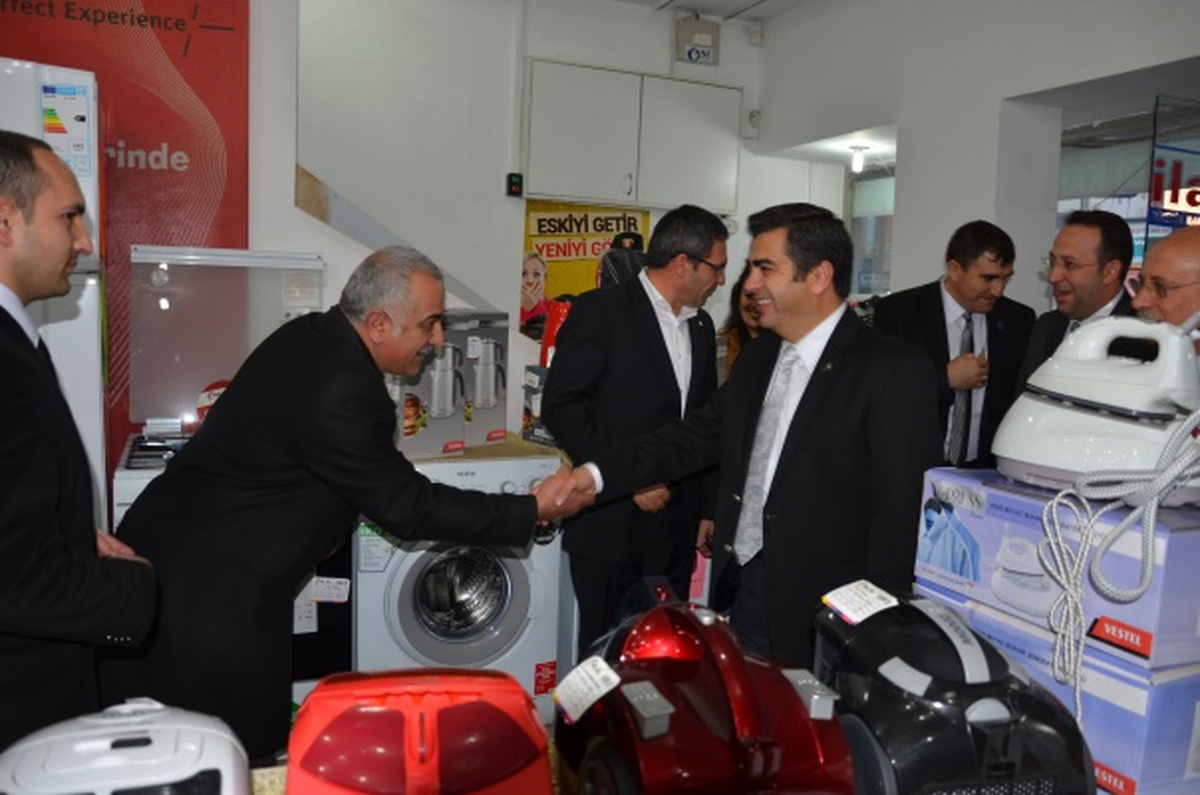 Vali Düzgün\'den Esnaf Ziyaretleri