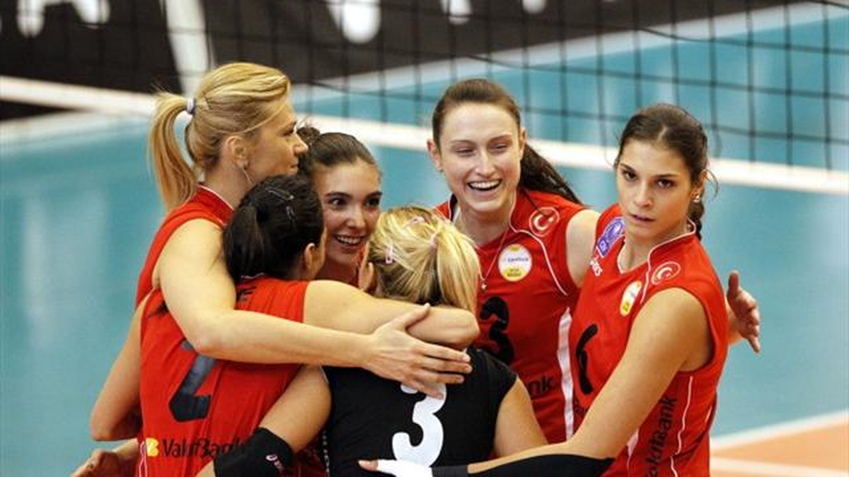 Voleybol: Acıbadem Bayanlar Ligi\'nde Görünüm