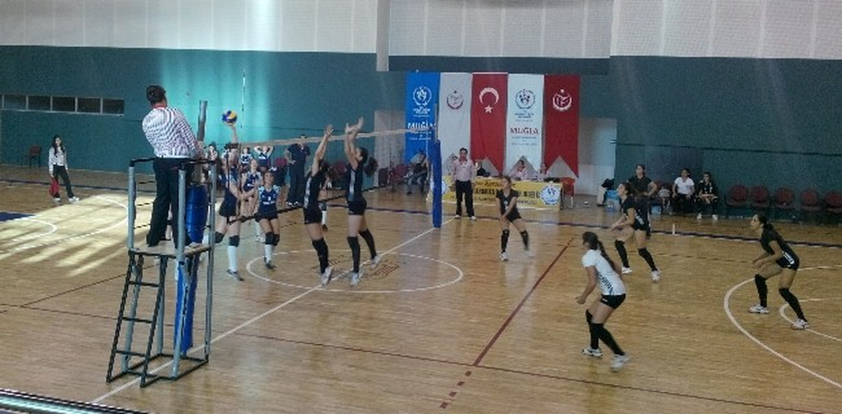 Voleybolda Sezonun İlk Kupası