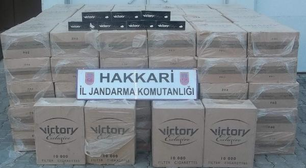 Yüksekova\'da Kaçakçılık Operasyonu: 2 Gözaltı