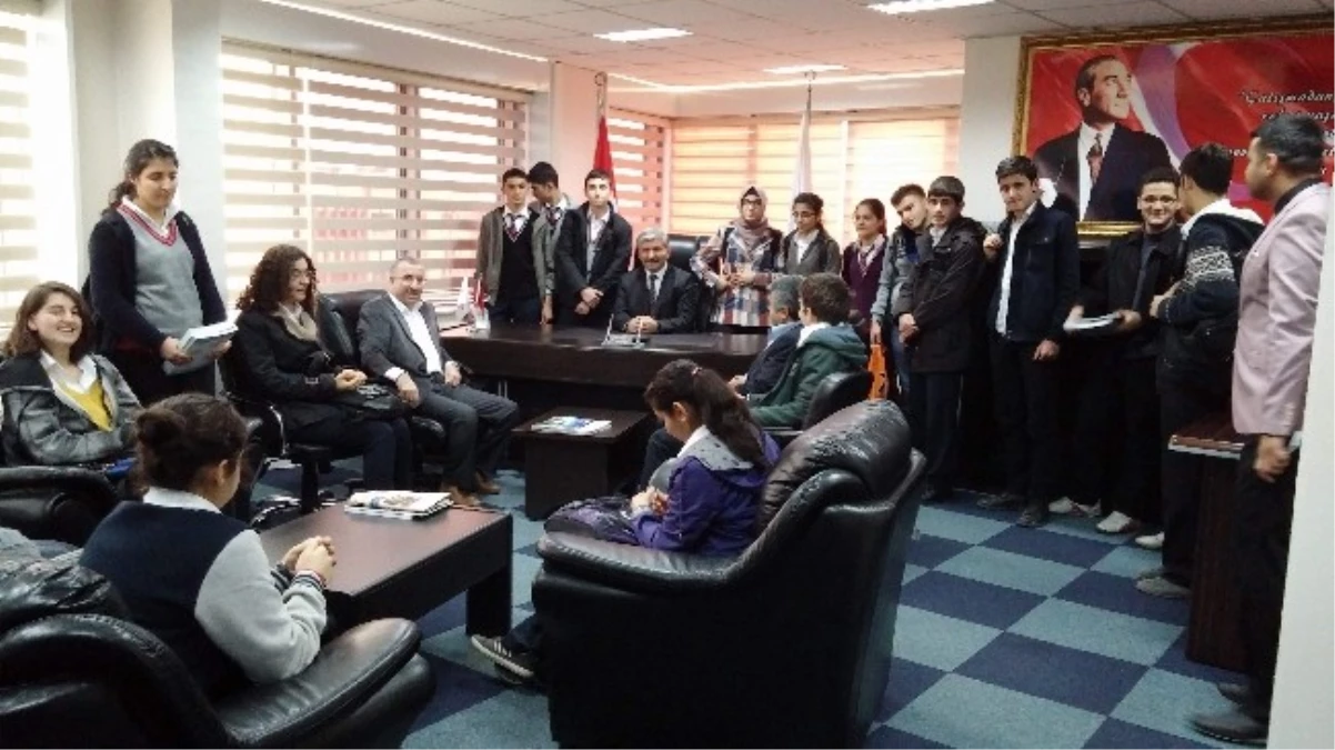 Anadolu Öğretmen Lisesi Öğrencilerinden İş-Kur\'a Ziyaret