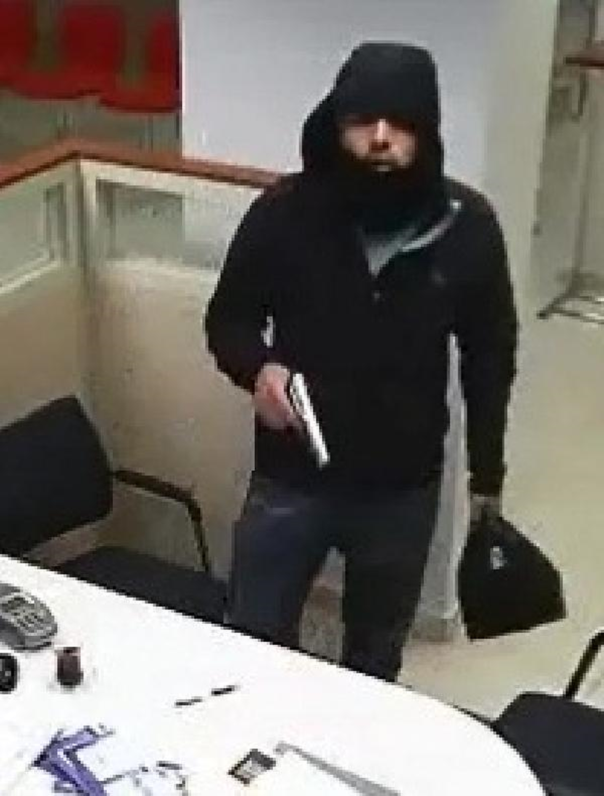 Banka Soyup, Halk Otobüsüyle Kaçan Şüpheli Yakalandı