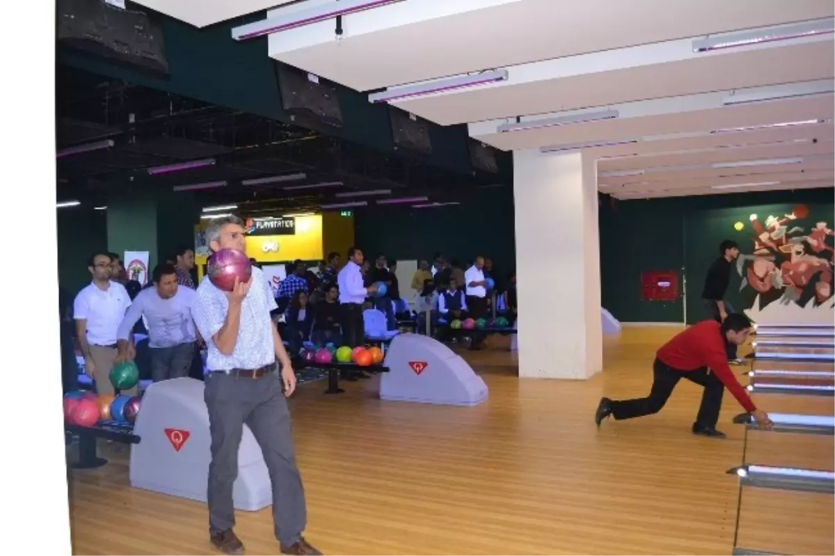 Bowling Turnuvasında Bu Kez Sağlıkçılar Yarıştı