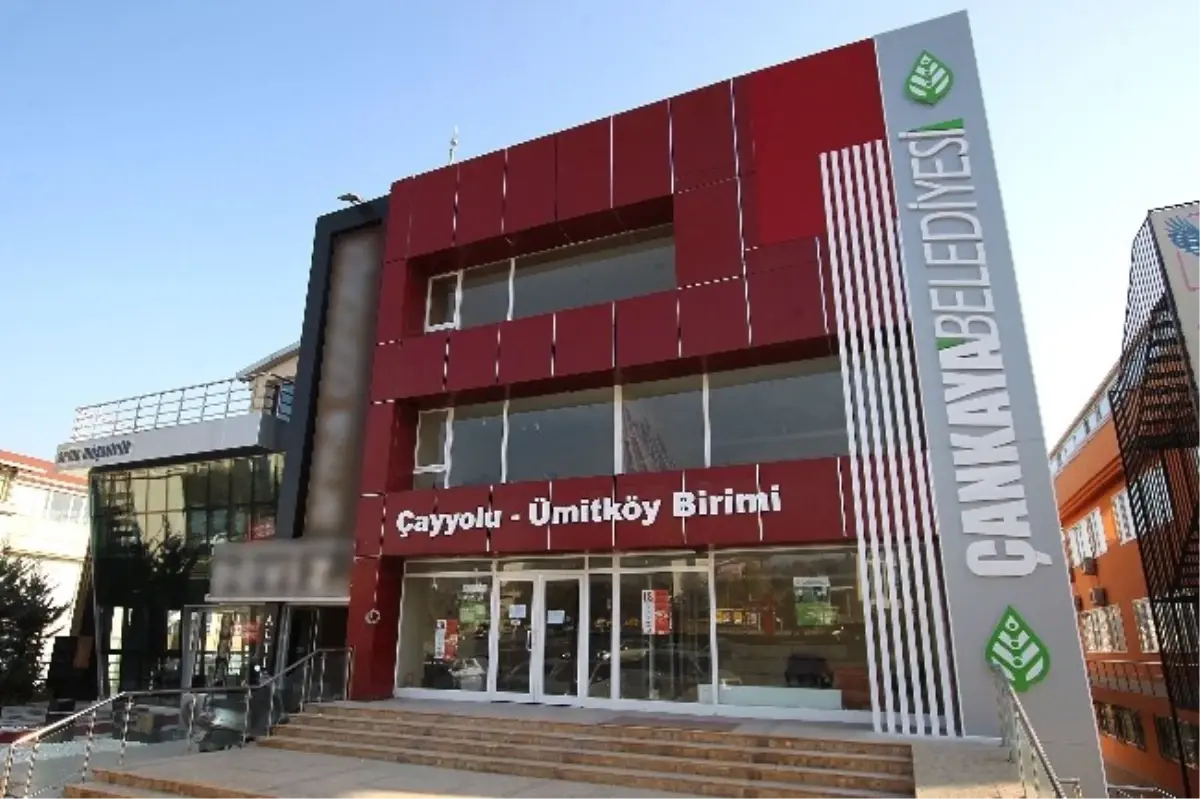 Çankaya Belediyesi Çayyolu ve Ümitköy\'e Çok İşlevli Hizmet Binası Açıyor
