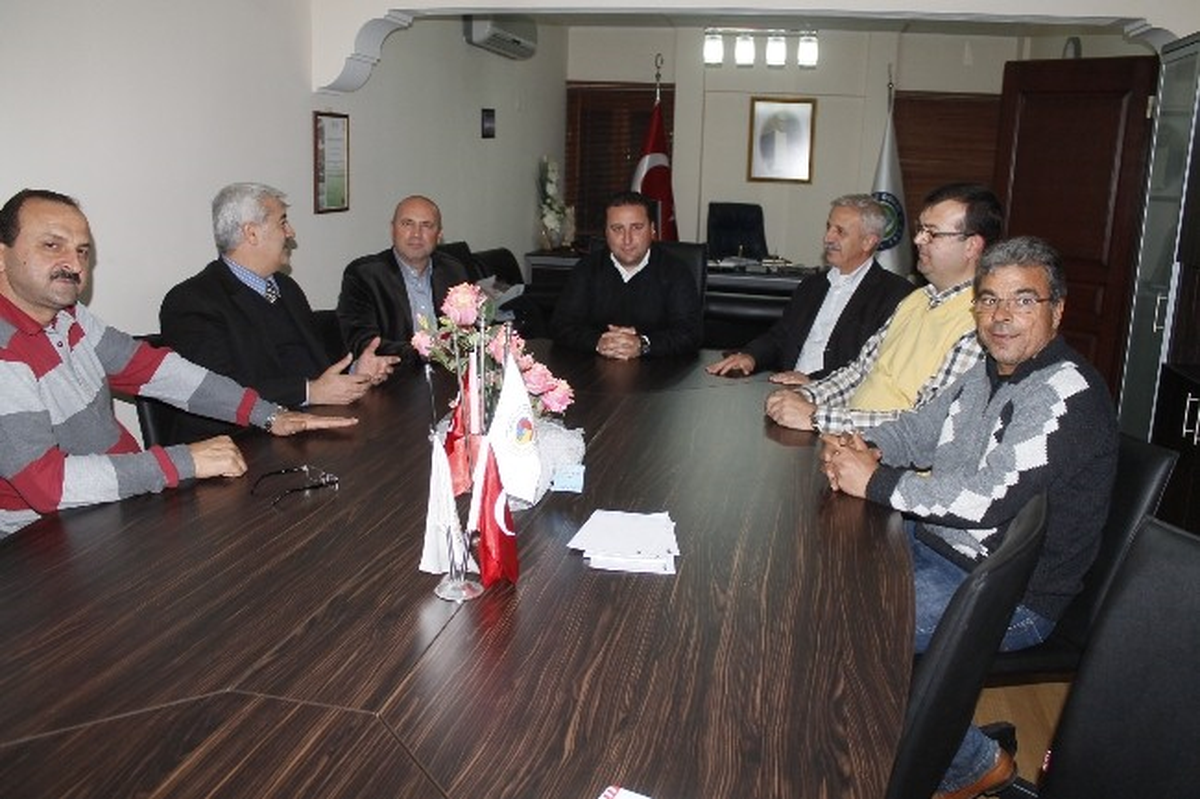 CHP\'li Adıgüzel; "Katılımcı Bir Yönetim Anlayışıyla Hizmete Hazırız"