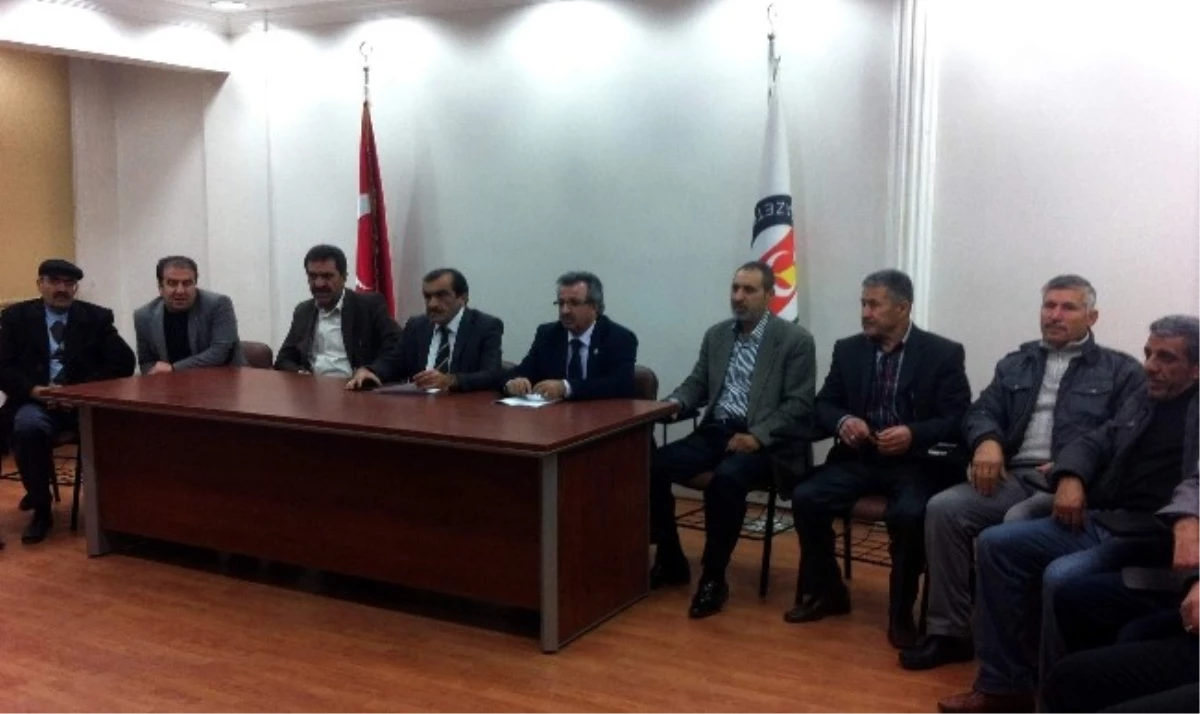Görevden Alınan MHP İl Teşkilatı Basın Açıklaması Yaptı
