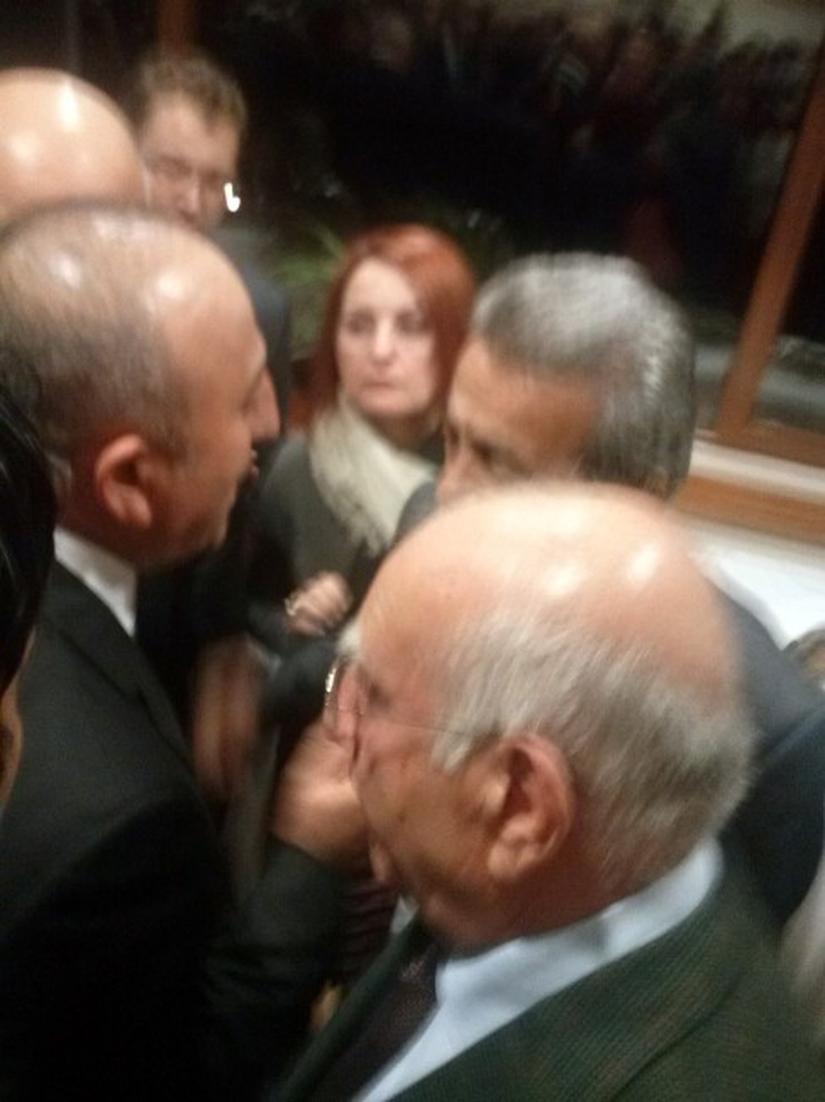 CHP\'li Genç, Emine Erdoğan\'ın Konuşmasına Müdahale Etti