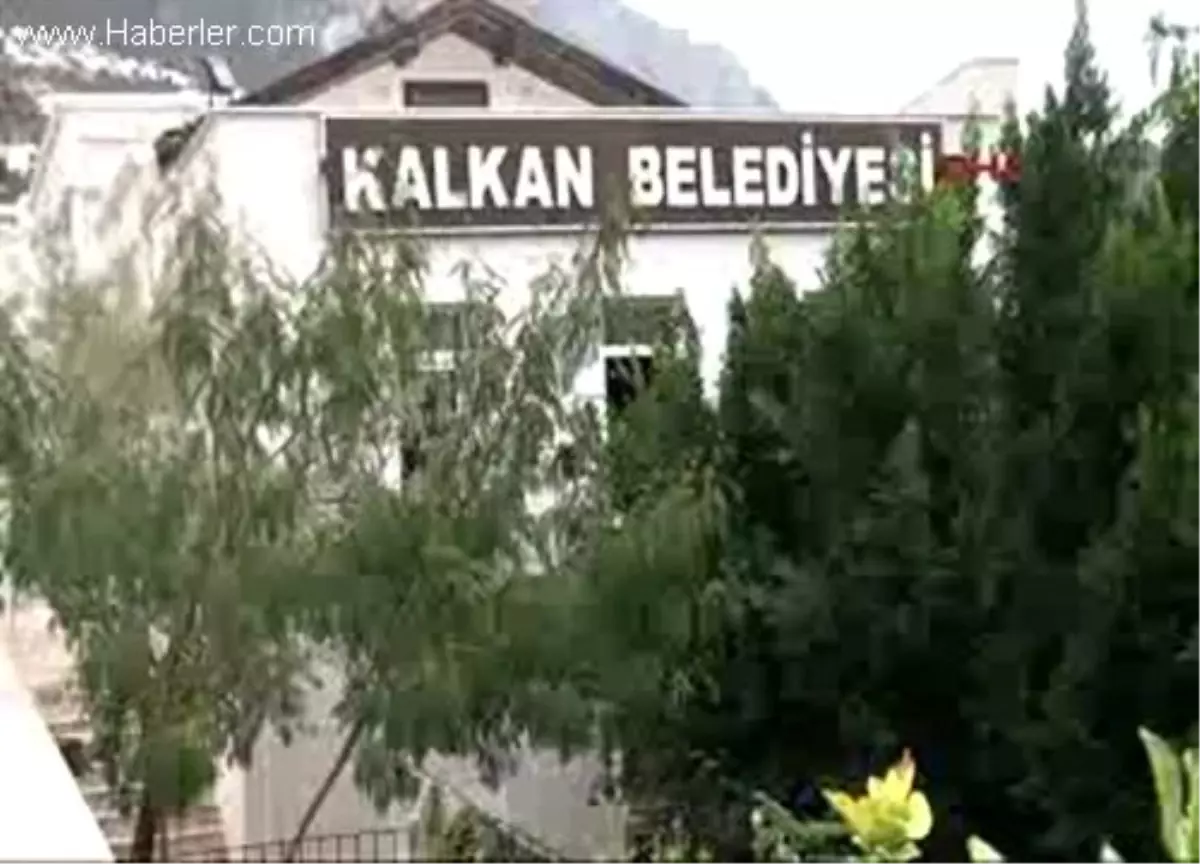 Kaş Jandarmadan Kalkan Belediyesi\'ne Operasyon
