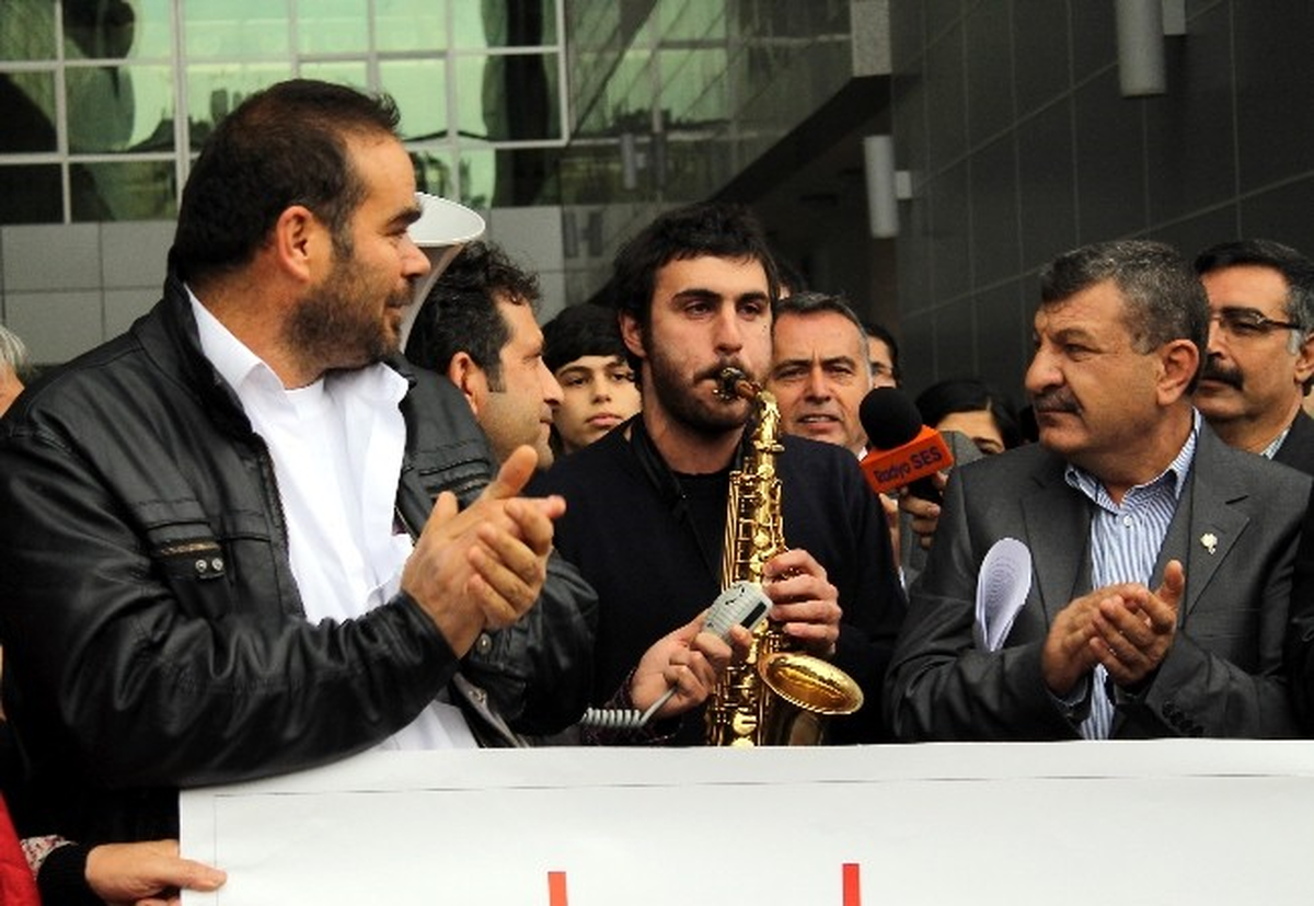 Mersin\'deki Gezi Parkı Eylemcilerinin Yargılanmasına Başlandı