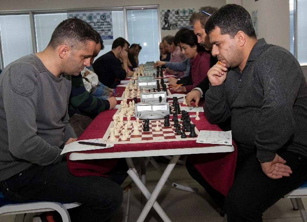 Öğretmenler Satranç Turnuvasında Buluştu