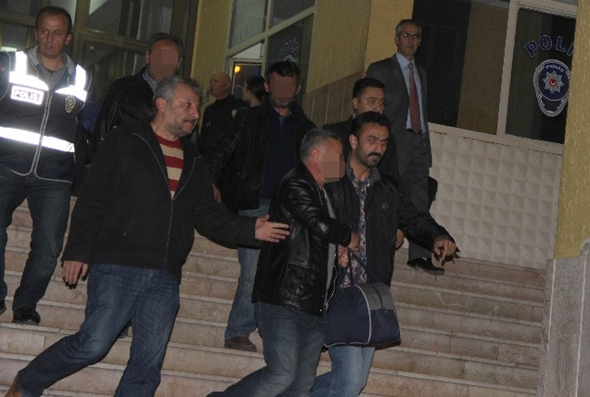 Oto Hırsızlığına 3 Tutuklama