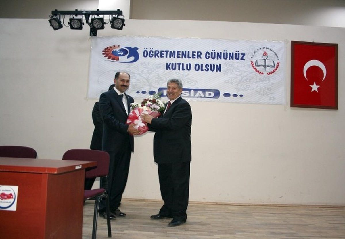 Pasiad\'dan Öğretmenler Günü Programı