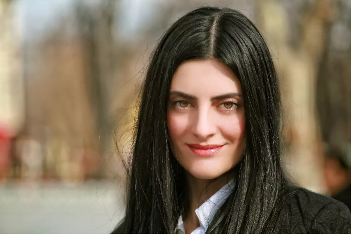 Sadece Gözlerimle Oynayarak Rolü Kaptım