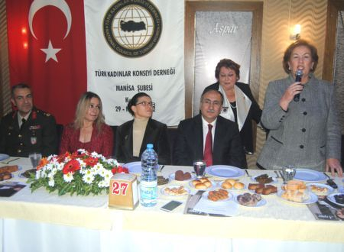 Saygın\'dan Vali Savaş\'a Ziyaret
