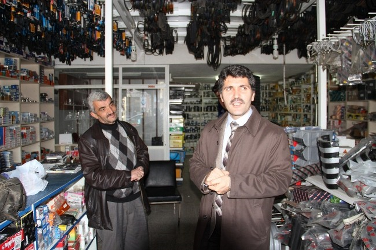 Erzincan Belediye Başkanı Çakır, Esnafı Ziyaret Etti