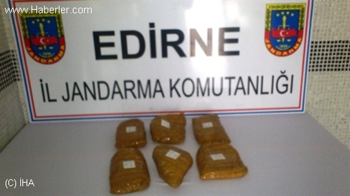 Esenler Otogarında Bavuldan 3 Kilo Eroin Çıktı