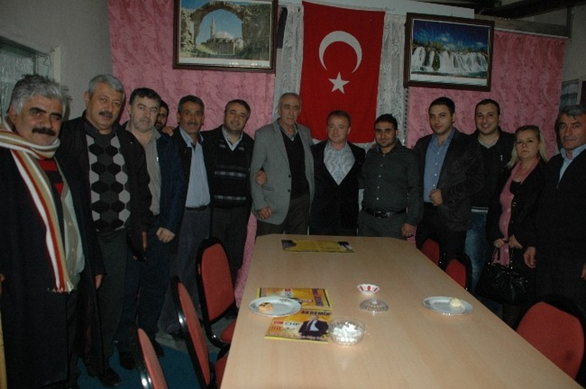 CHP\'li Akdemir, Bucalı Derneklerle Elele