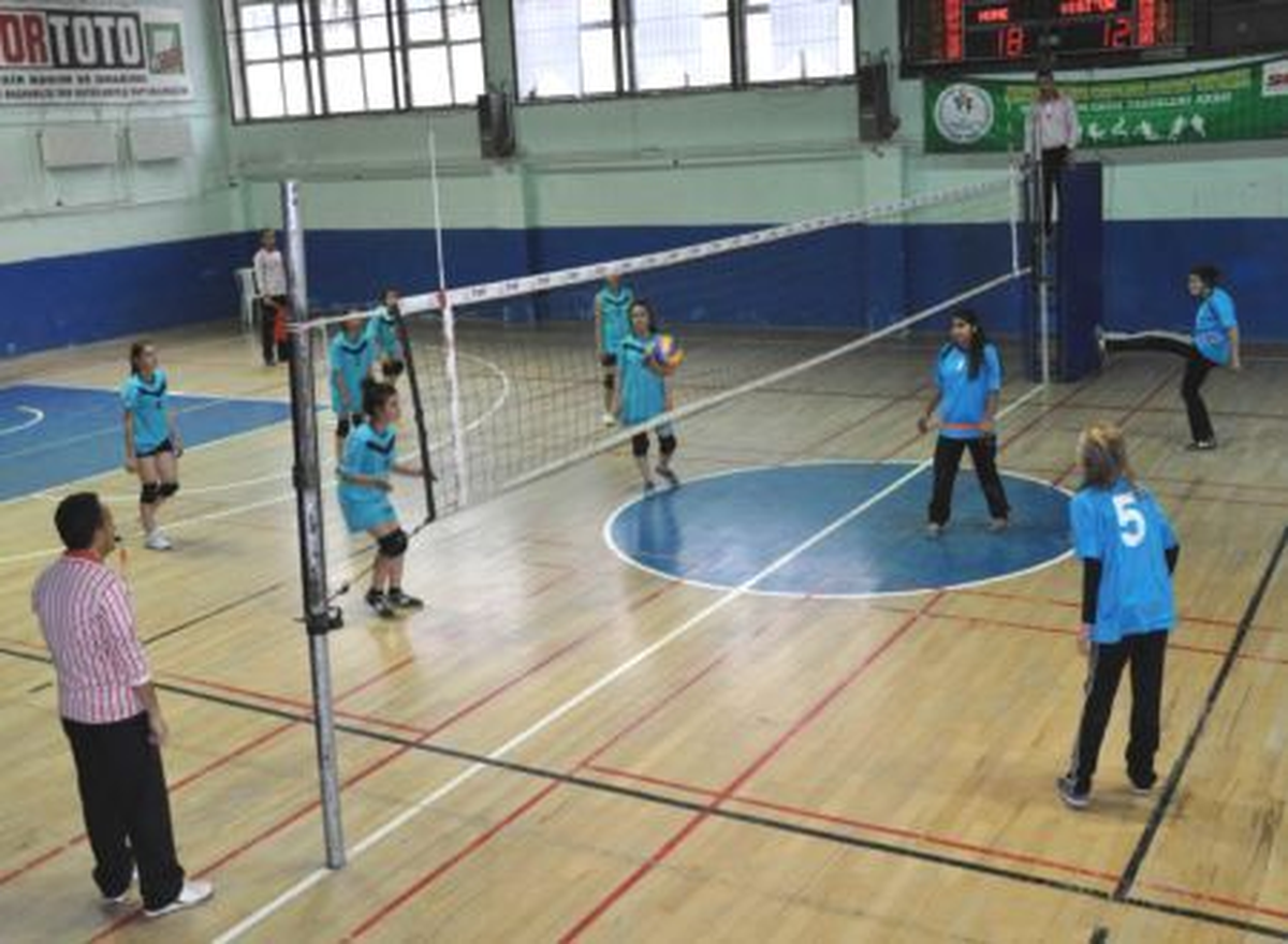 Hakkari\'de Voleybol Turnuvası Başladı