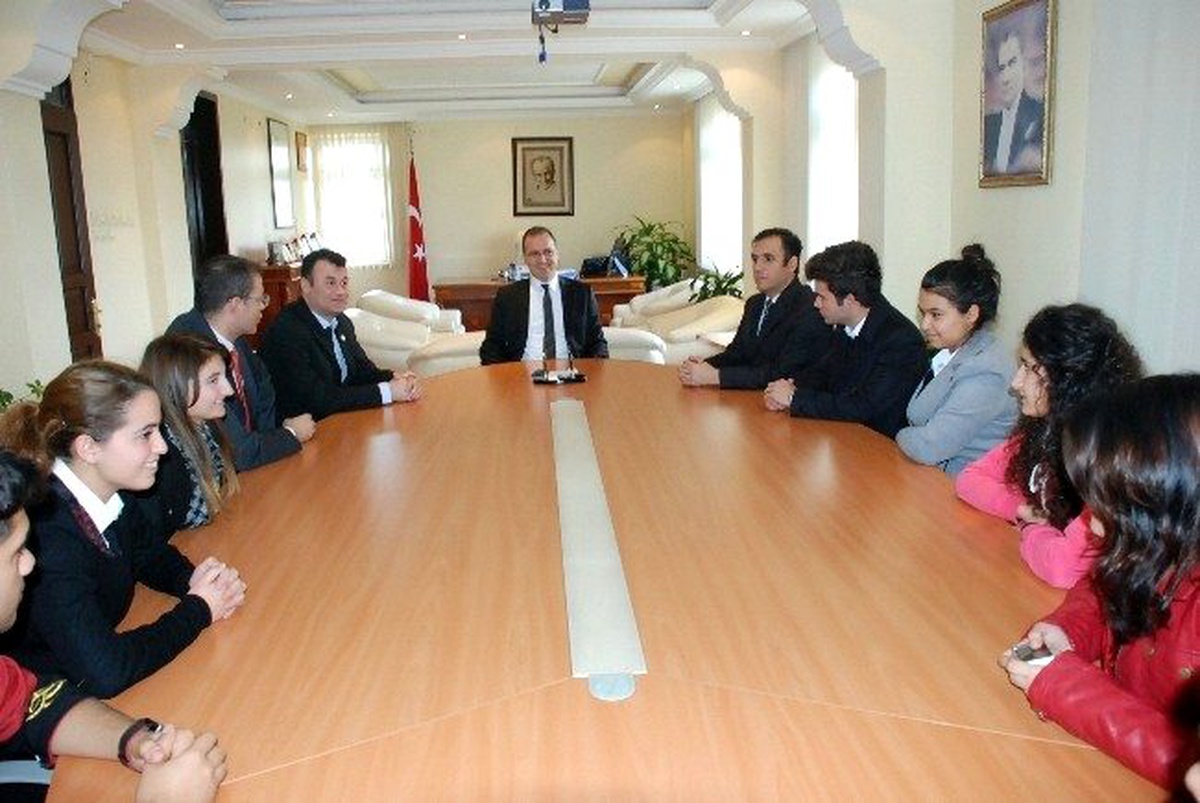 İngiliz Öğrenciler Didim\'de Ziyaretlerde Bulundu