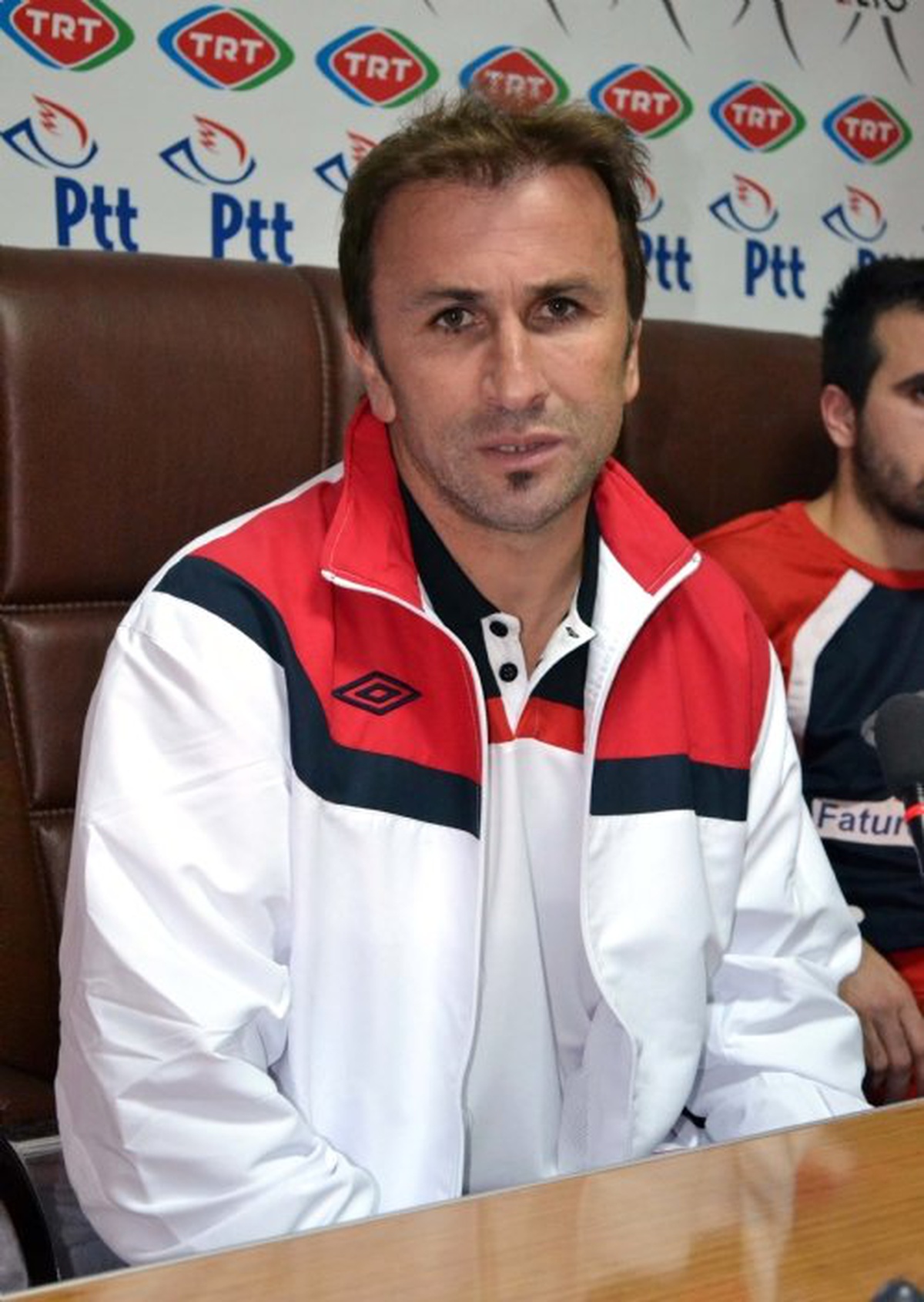 Kahramanmaraşspor Teknik Direktörü Özlem, İstifa Etti