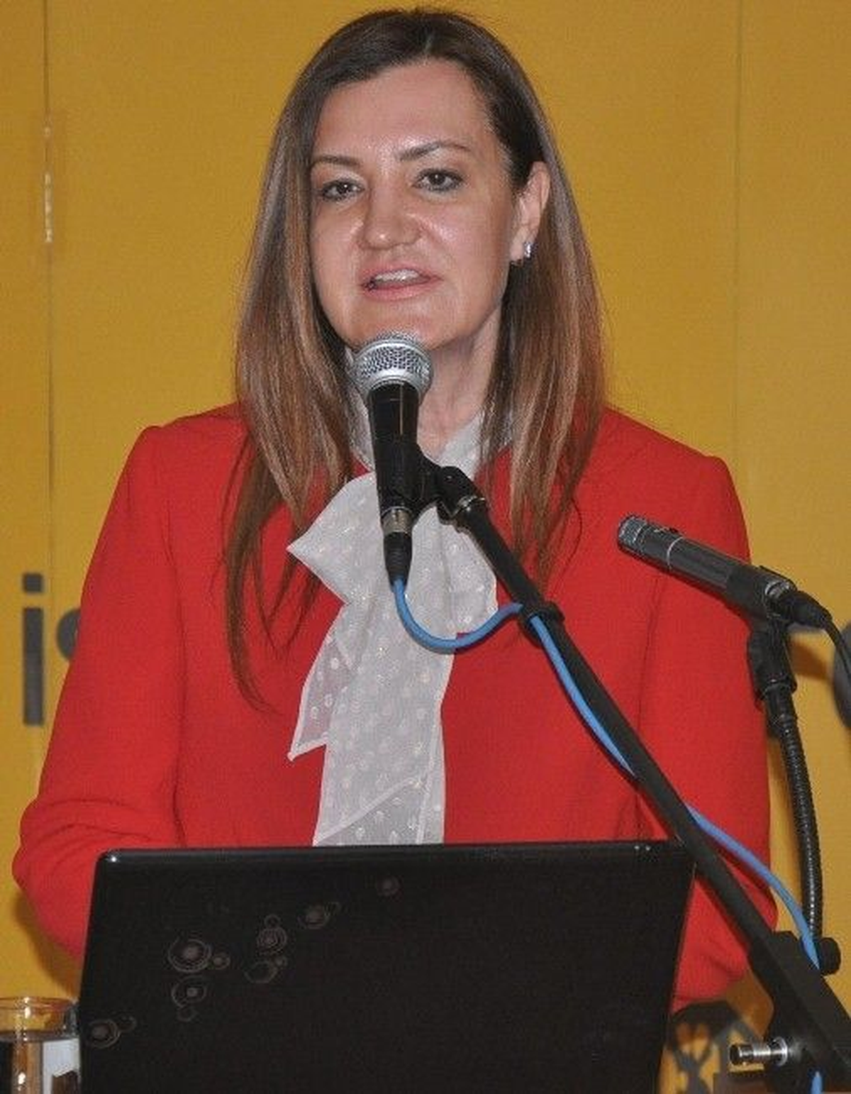 Kamer Genç'in Emine Erdoğan'ın Konuşmasına Müdahalesi