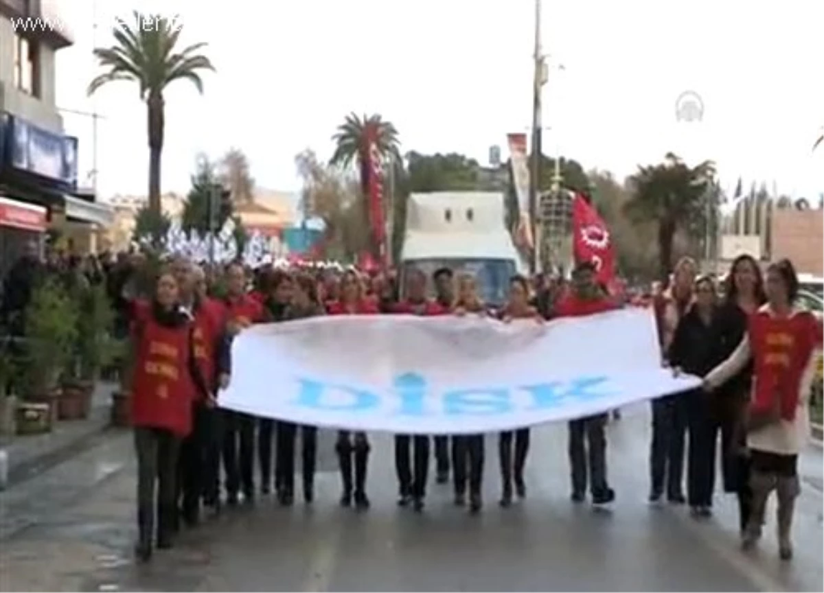 Kıdem tazminatıyla ilgili çalışmaları protesto yürüyüşü