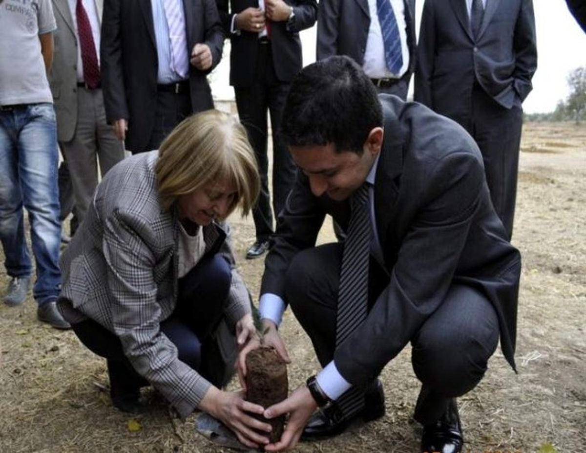 Oğuzeli Kaymakamlığından Fidan Dikme Kampanyası