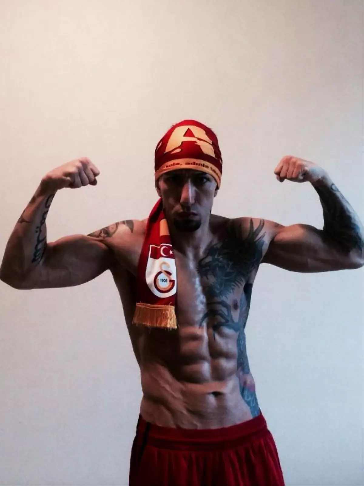 Şampiyon Unvanını Korumak İçin Ringe Çıkacak