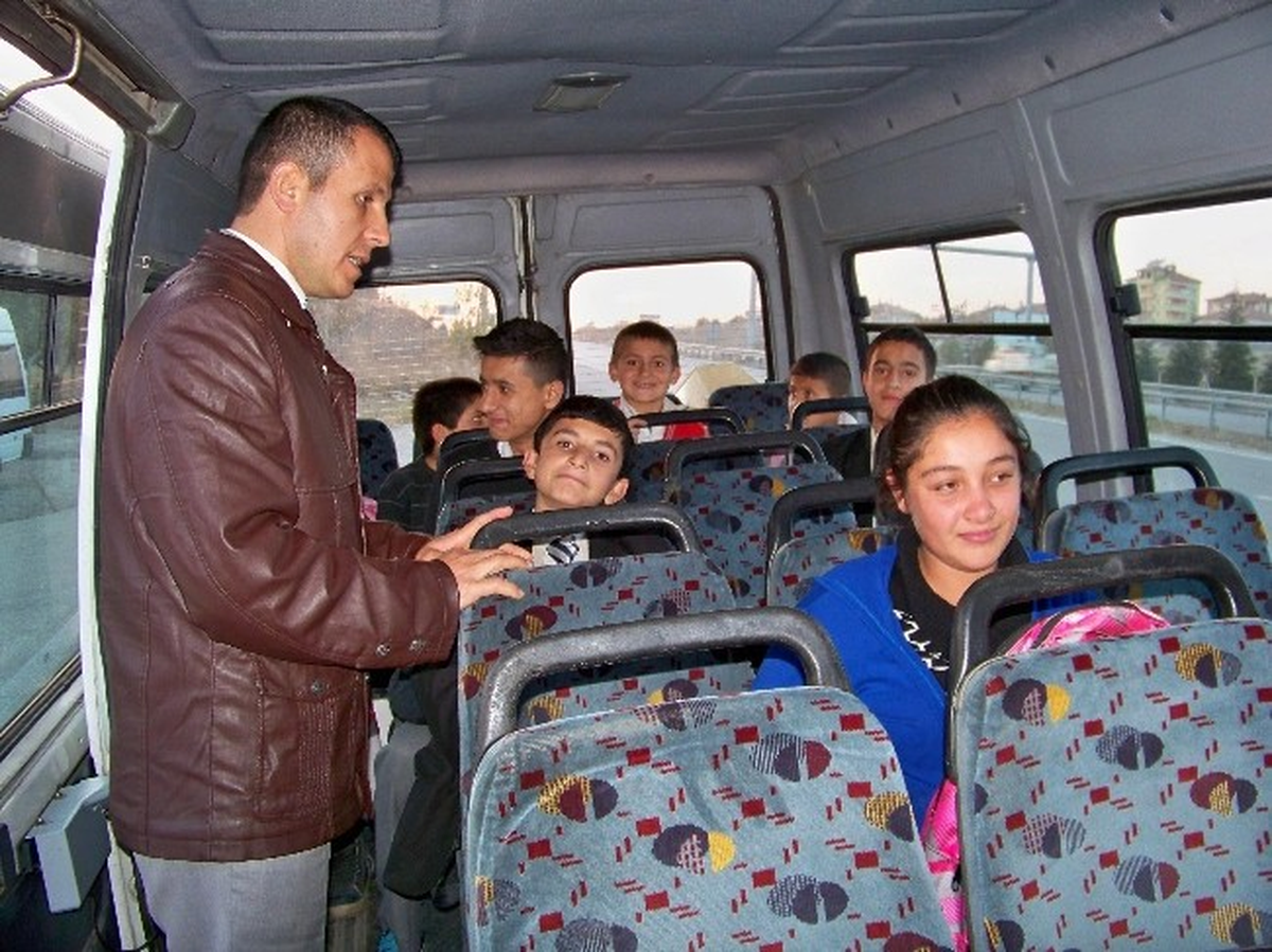 Sungurlu\'da Okul Servisleri Denetlendi