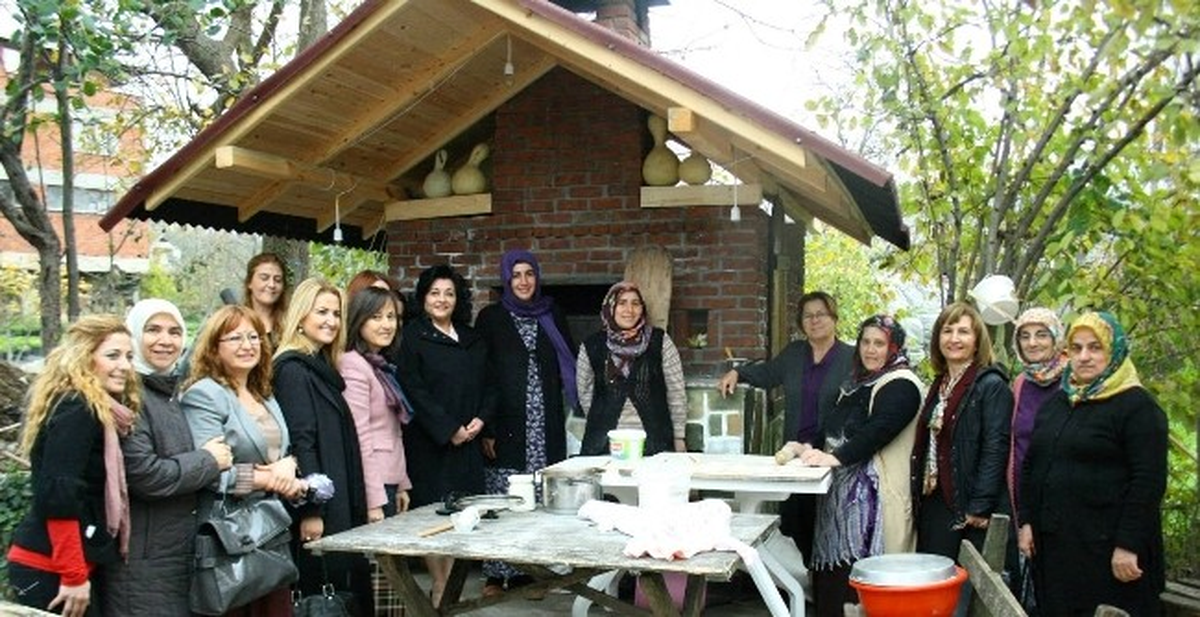 Vali Civelek\'ten Girişimci Kadınlara Ziyaret