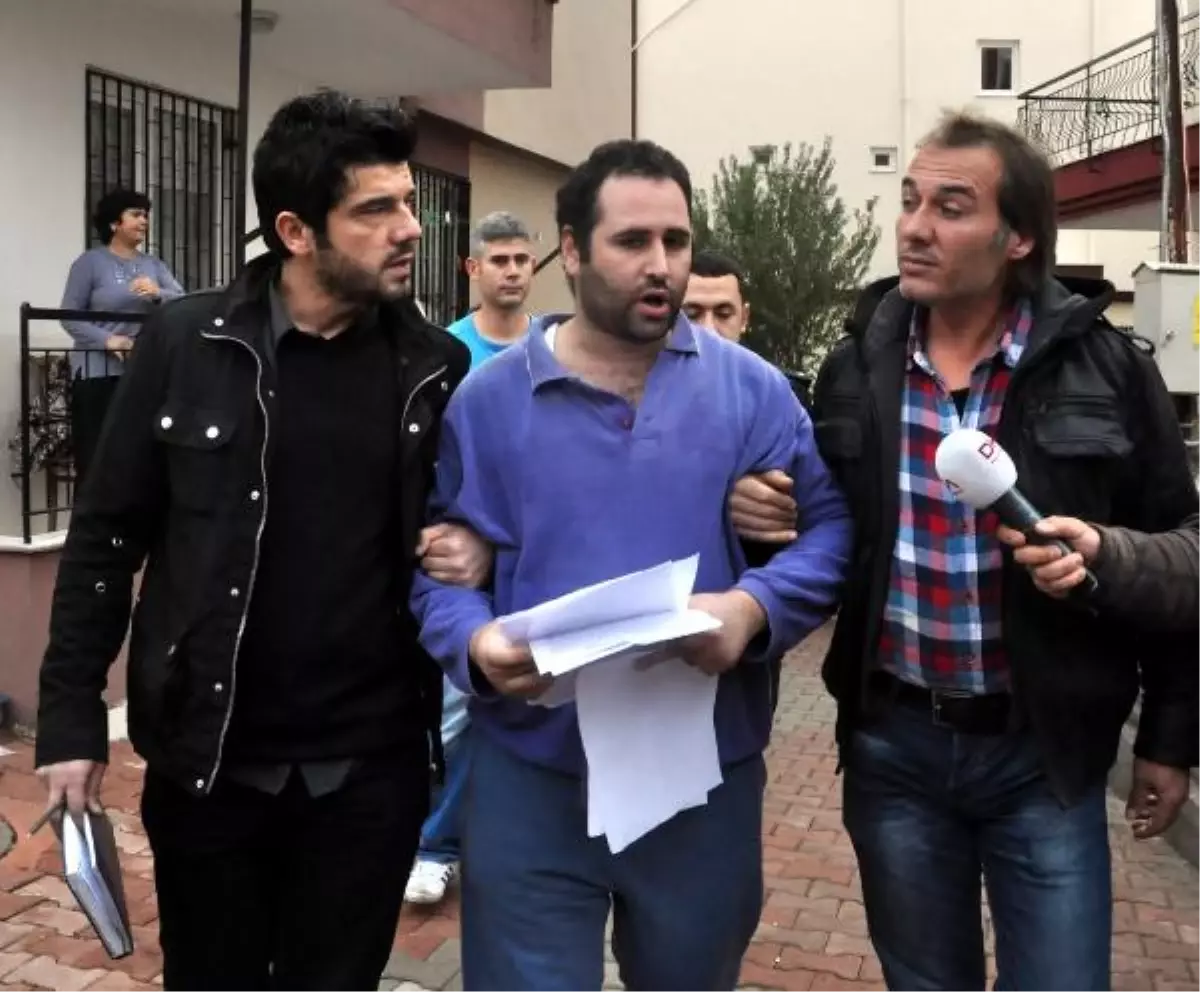 Yemek Yapmayan Annesini Sırtından Bıçakladı