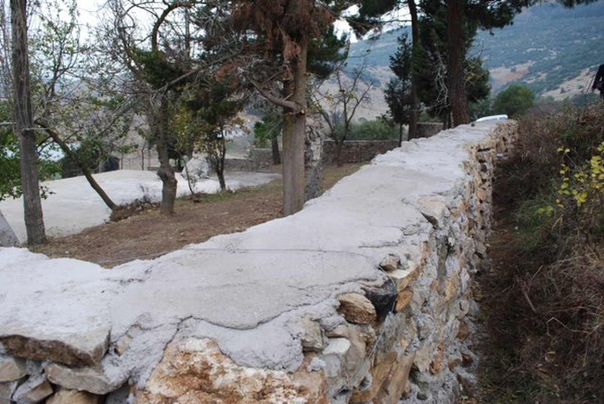 Atik İlkokulu Lojman Tamiratı ve Bahçe Düzenlemesi Yapıldı