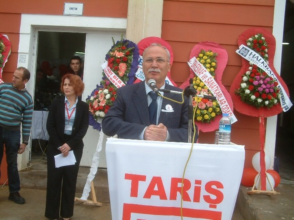 Burhaniye\'de Tariş\'in 2\'nci Fabrikası Açıldı