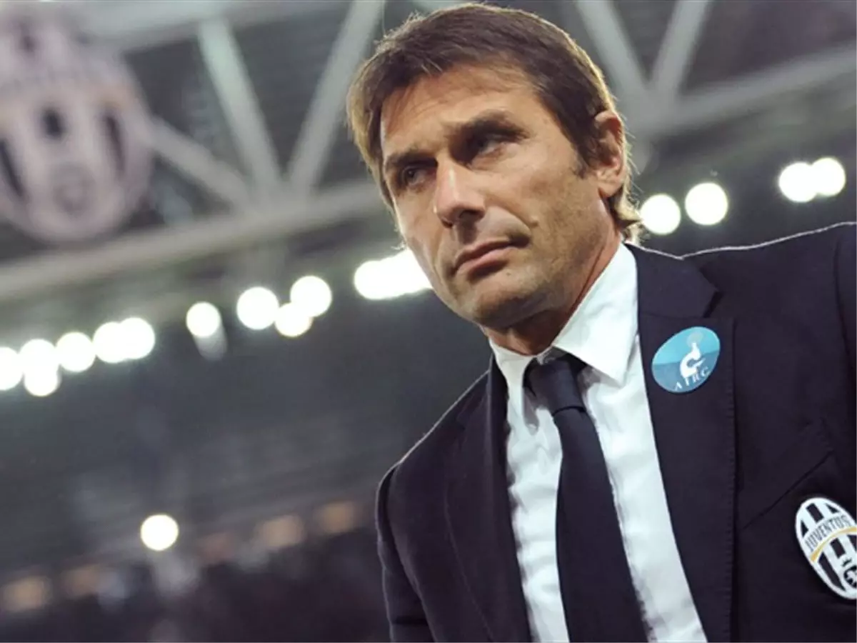 Conte\'nin Gözü Galatasaray Maçında