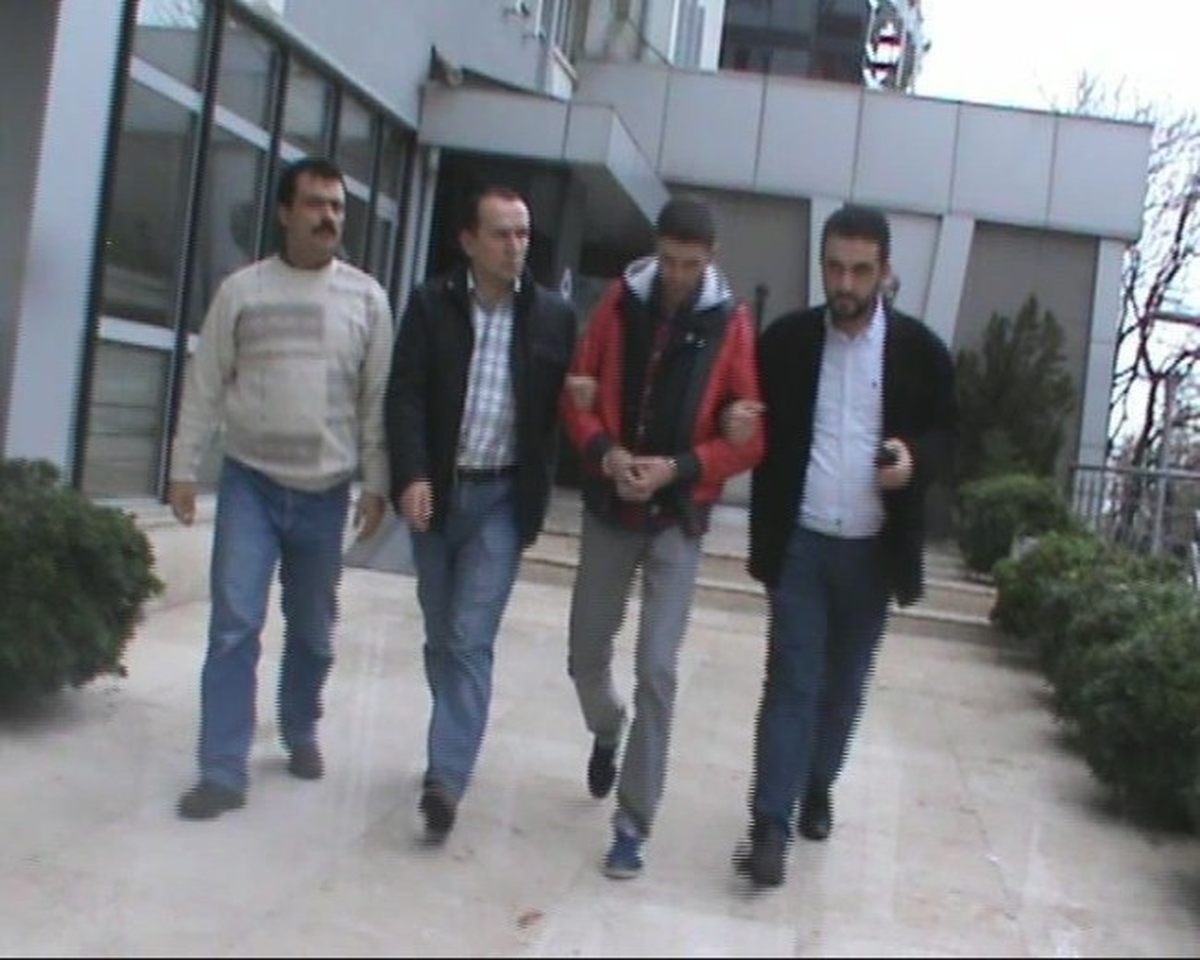 Bursa\'da Kuryelere Parasını Ödemeyip Kaçan Zanlı Yakalandı