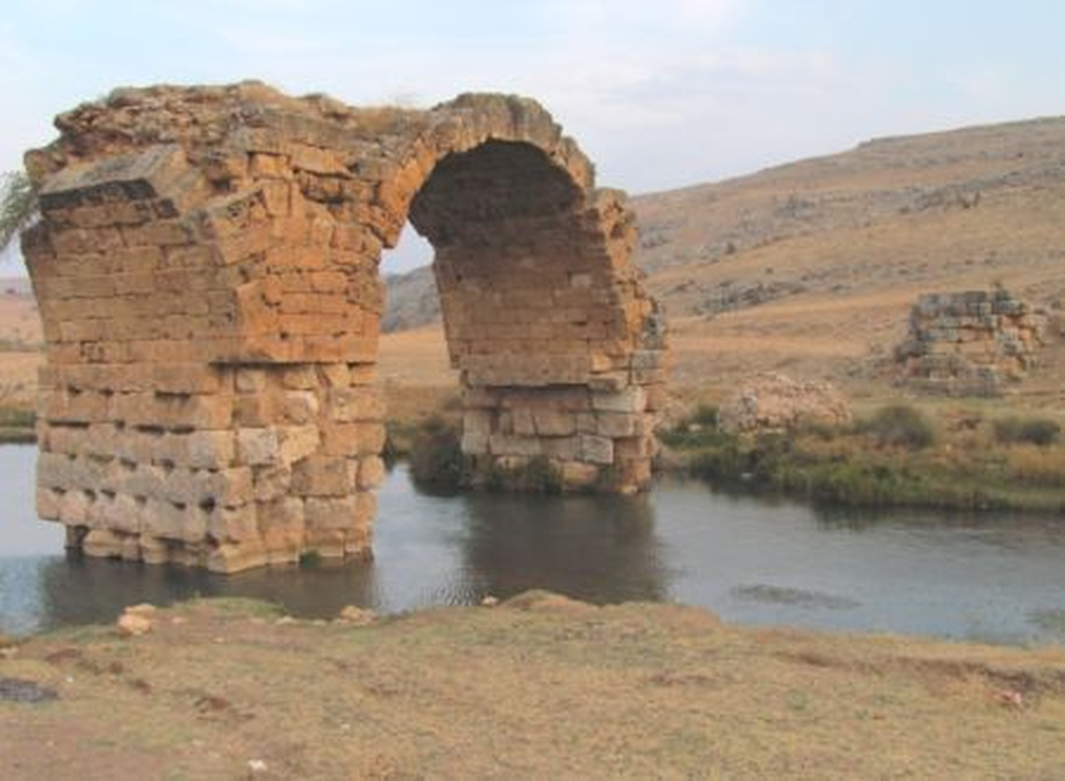Gaziantep\'te Tarihi Köprülere Yönelik Çalışma