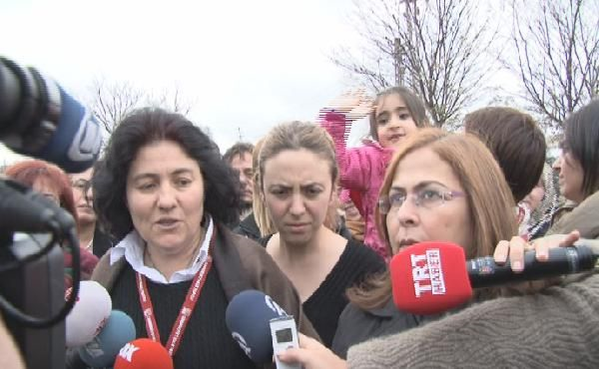 Kamer Genç\'in, Emine Erdoğan\'ın Konuşmasına Müdahalesi